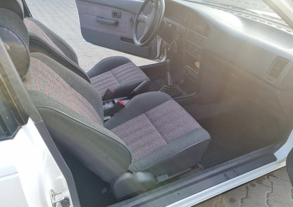 Toyota Corolla cena 24900 przebieg: 80000, rok produkcji 1991 z Gdynia małe 497